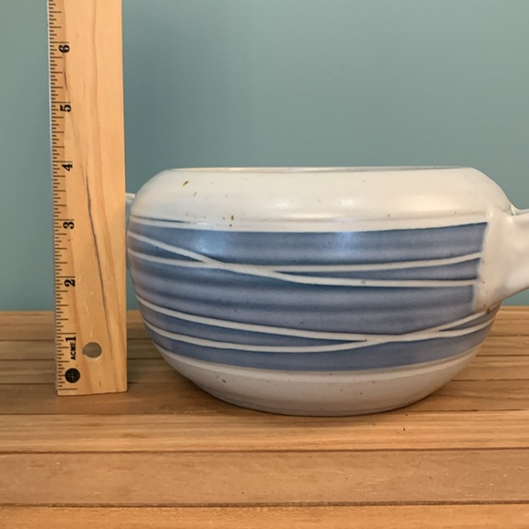 ROSS CANADA Stoneware Bowl 🇨🇦 - Picture 11 of 17